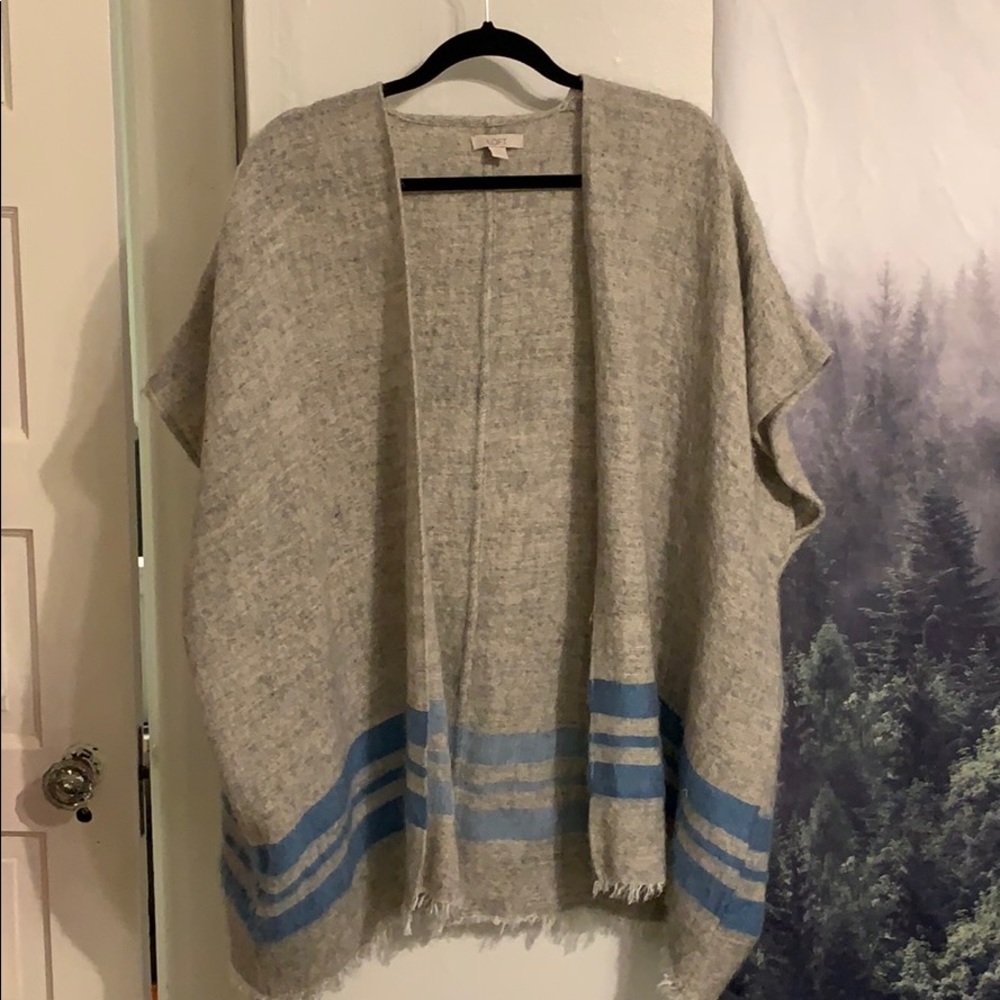 Cute oversized shawl/sweater